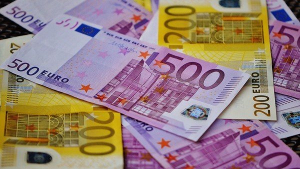 euro-hoy:-a-cuanto-cotiza-este-jueves-17-de-febrero